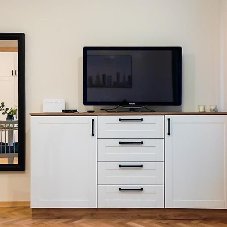 Old Town Eclectic Apartment For 6 People Warsawa Bagian luar foto