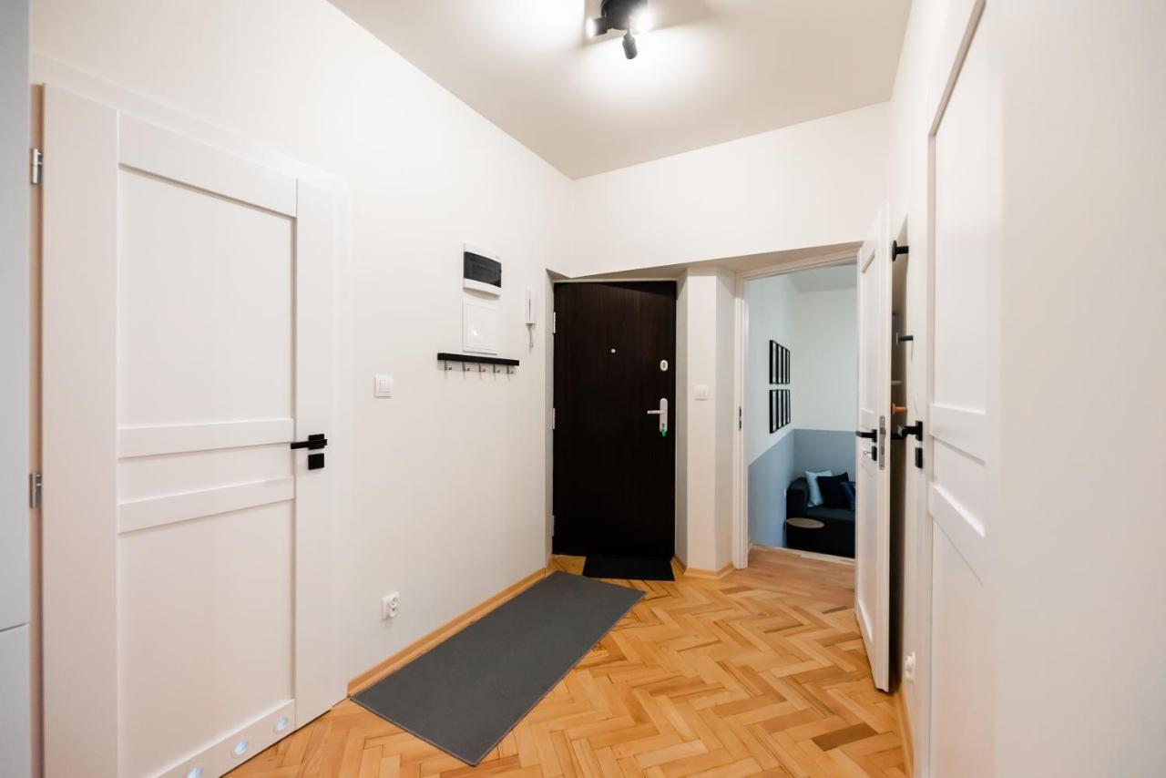 Old Town Eclectic Apartment For 6 People Warsawa Bagian luar foto